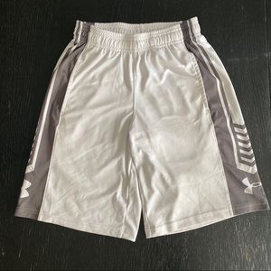 White boys under Armour  shorts size small